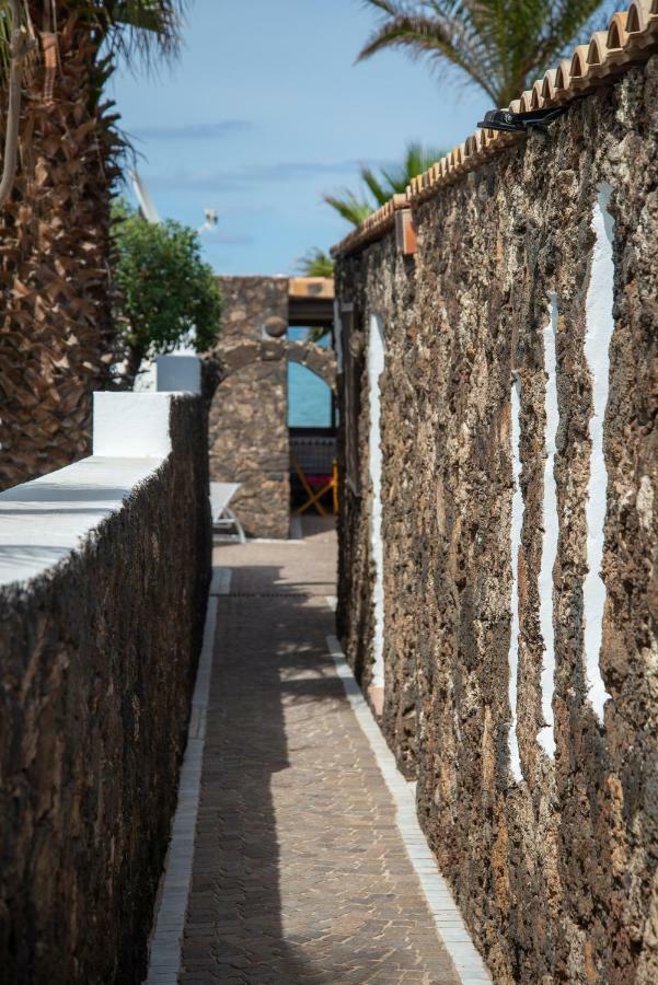 La Golondrina - Beach Froont Corralejo Extérieur photo