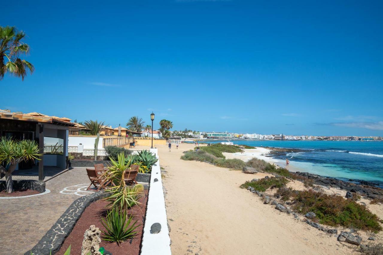 La Golondrina - Beach Froont Corralejo Extérieur photo