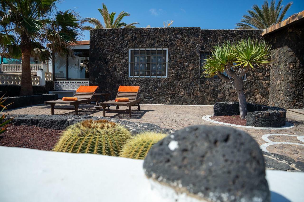 La Golondrina - Beach Froont Corralejo Extérieur photo