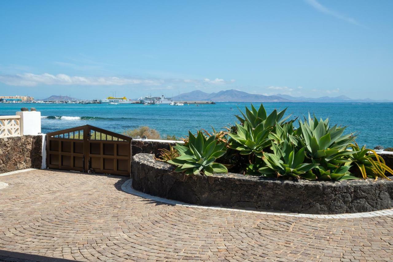 La Golondrina - Beach Froont Corralejo Extérieur photo